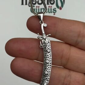 YİĞİTLİK ABİDESİ KOLYE