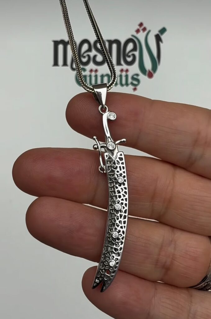 YİĞİTLİK ABİDESİ KOLYE